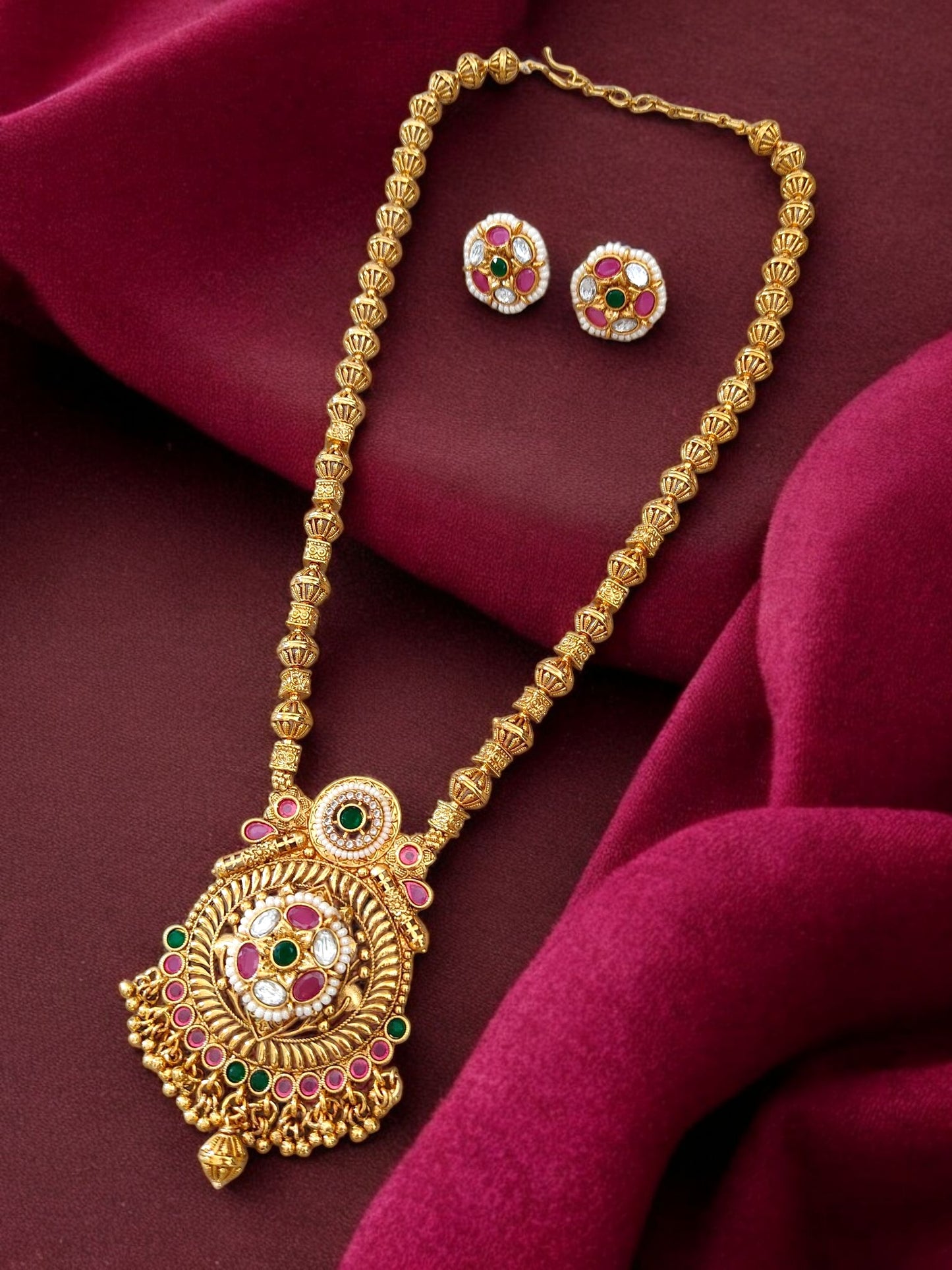 Jadau kundan pendant long necklace jewellery set for women