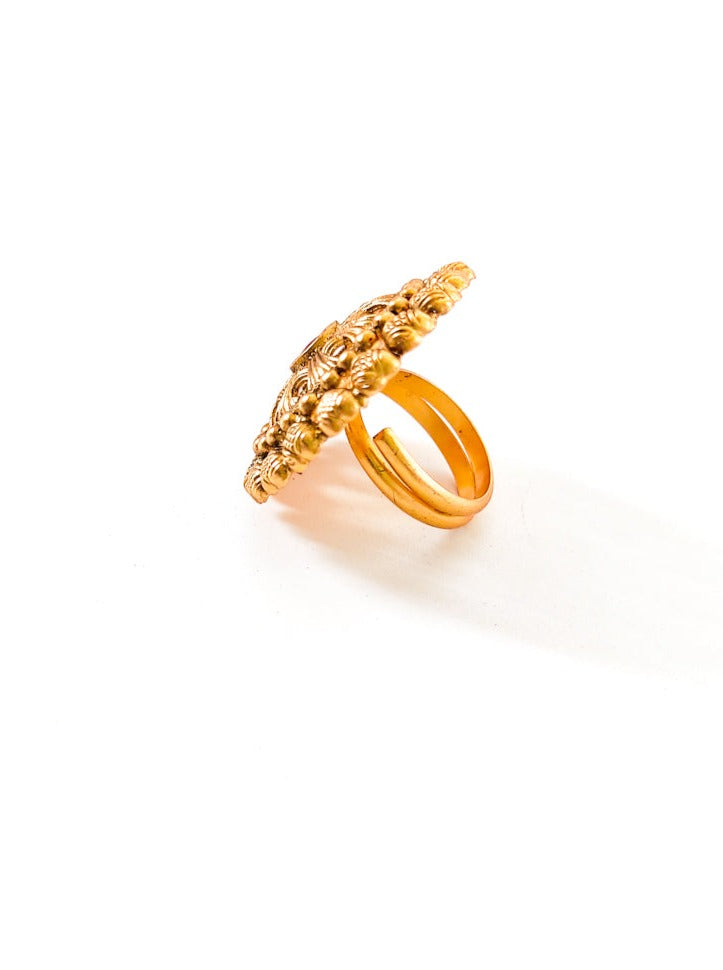 Gold plated antique finger ring for women
