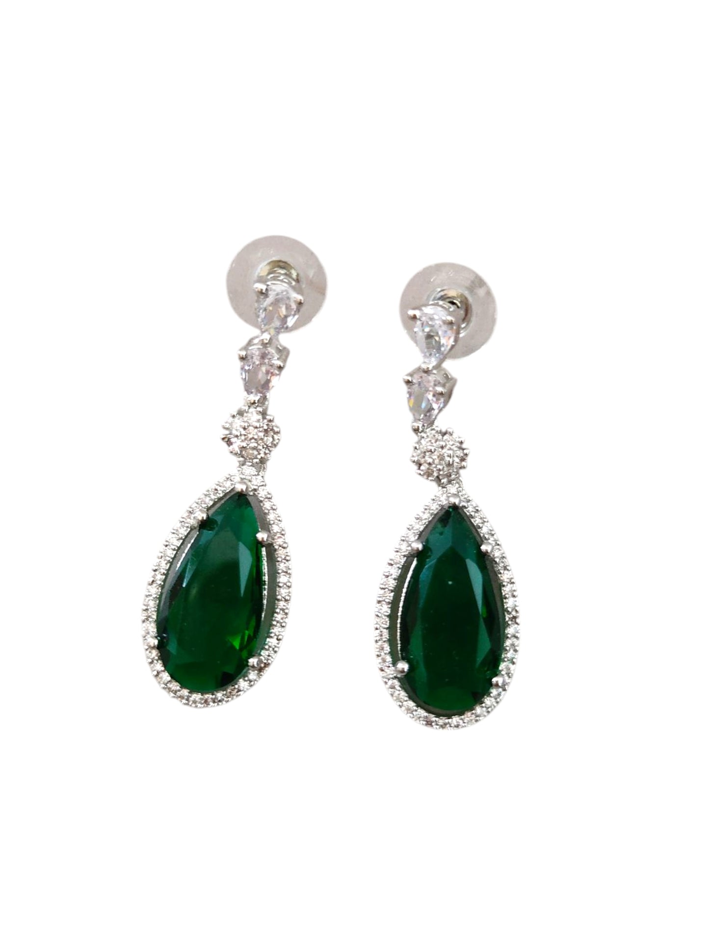 deepika padukone oscar necklace. Diamond necklace with green stone