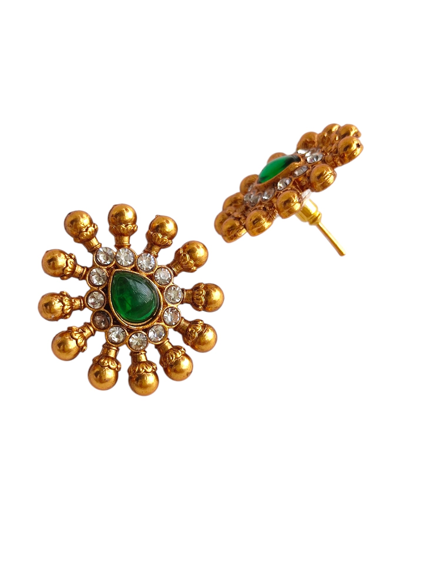 Pearl Necklace with Pendant and Green Stone