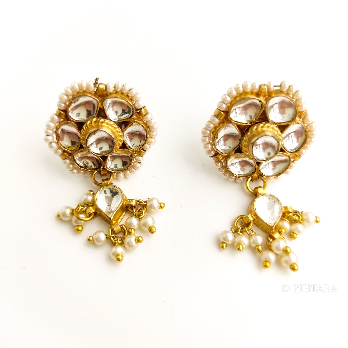 Pink choker set with kundan pendant and kundan earrings