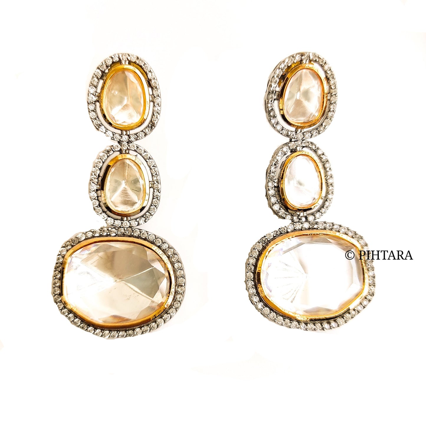 Victorian style dual tone necklace crafted with polki and diamond stones