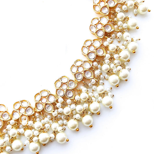 simple kundan necklace with pearls