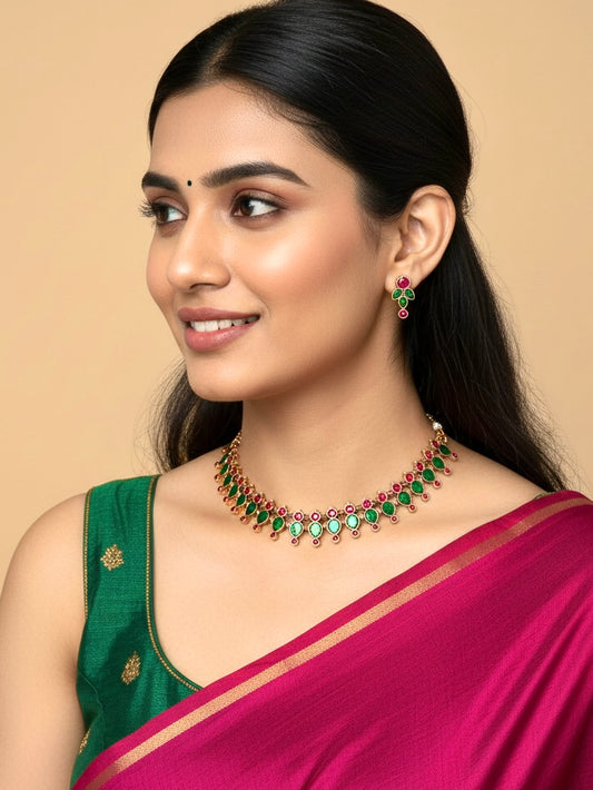 Stone necklace set