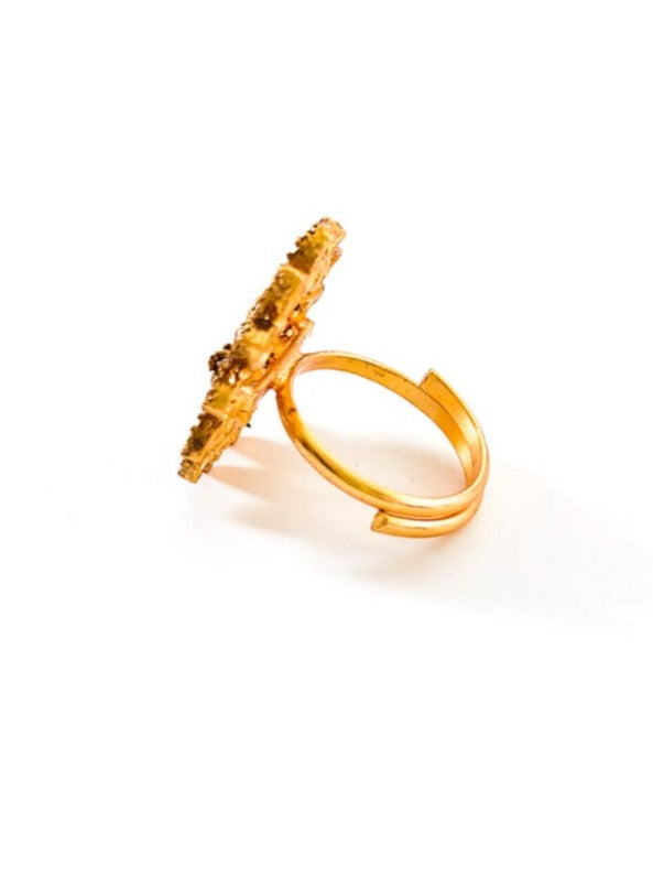 statement antique finger ring for women