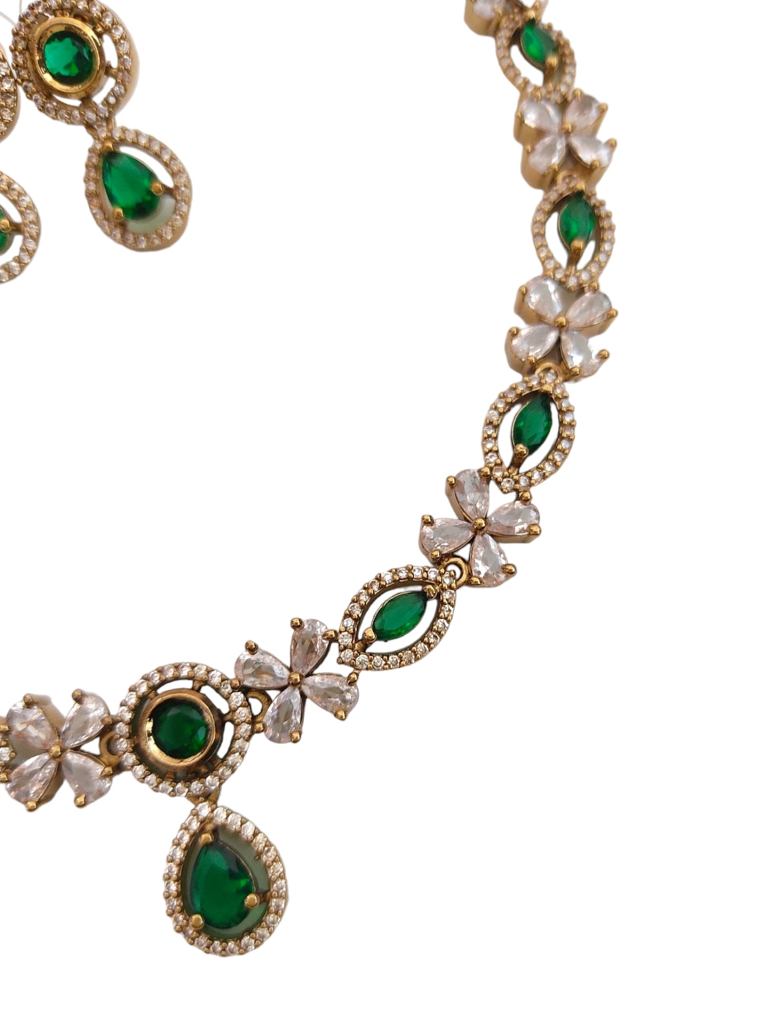 Victorian necklace set with green stones