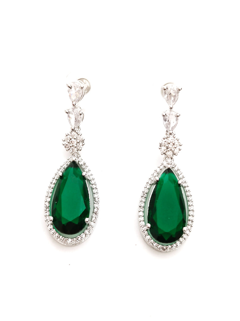 Deepika Padukone's Oscar Awards Inspired Emerald Green Stone Studded Diamond Necklace Set