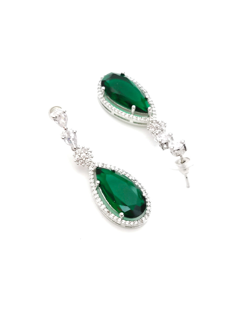 Deepika Padukone's Oscar Awards Inspired Emerald Green Stone Studded Diamond Necklace Set