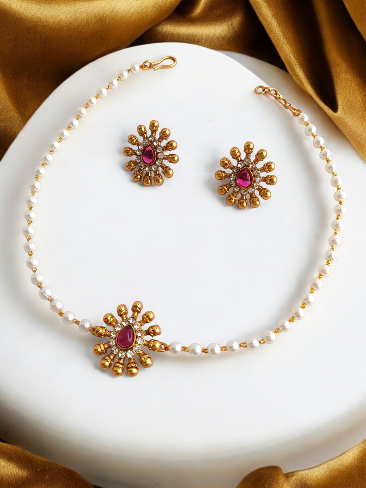Pearl Necklace set with red stone