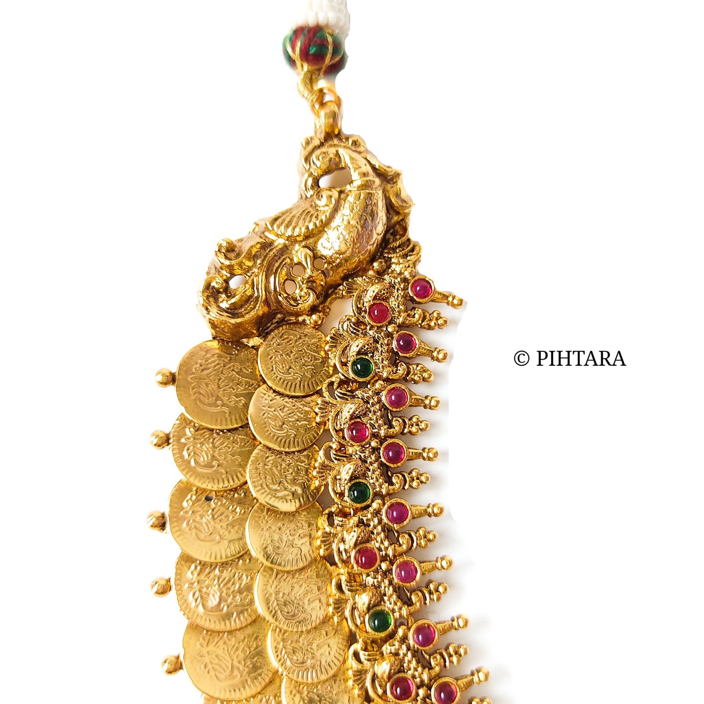latest gold necklace designs 2022