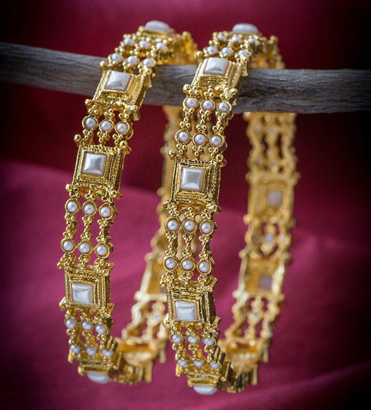 Pearl Bangles - PA018B22