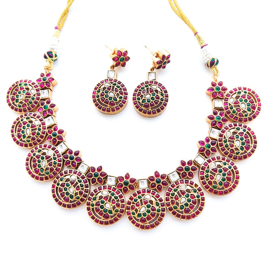kemp necklace set in bottu mala style
