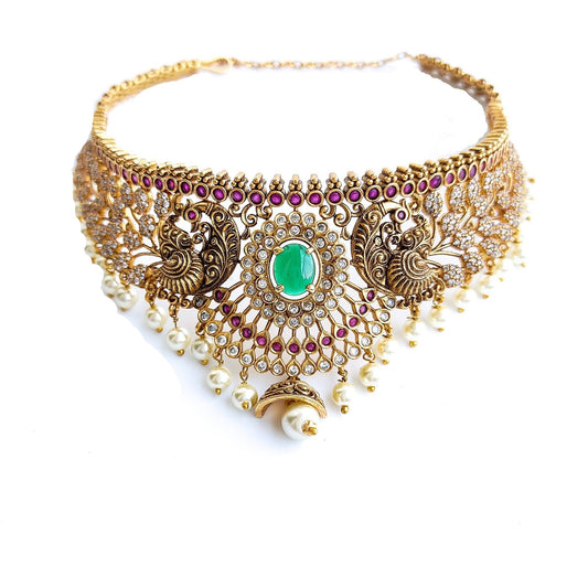 Traditional antique gold choker for Indian weddings and brides