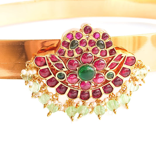 Simple hip belt with green beads for sarees and lehengas 
